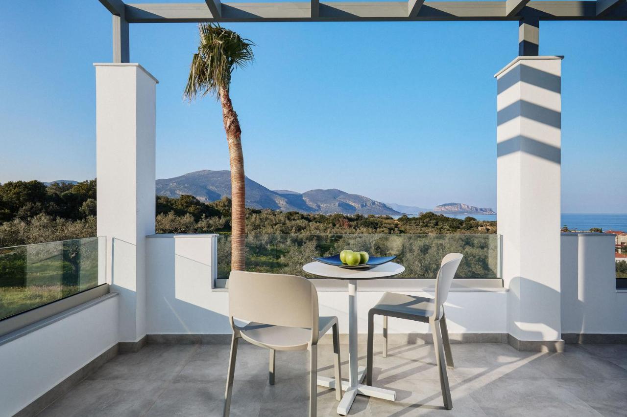 Quattro Suites Monemvasia Ngoại thất bức ảnh