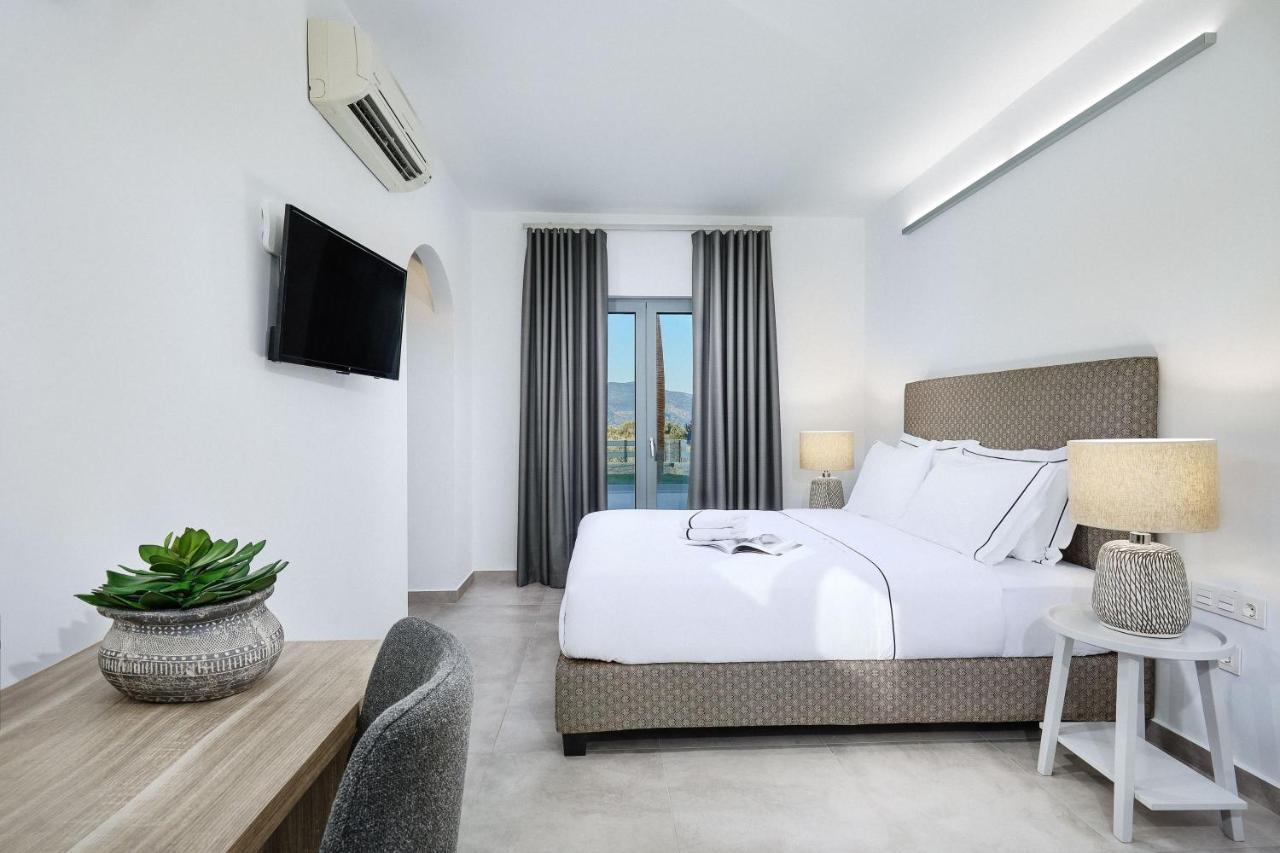 Quattro Suites Monemvasia Ngoại thất bức ảnh