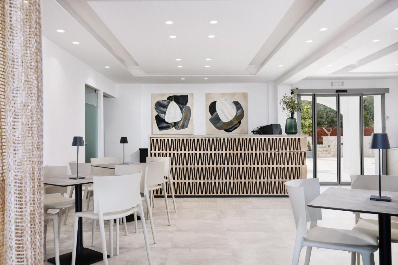 Quattro Suites Monemvasia Ngoại thất bức ảnh
