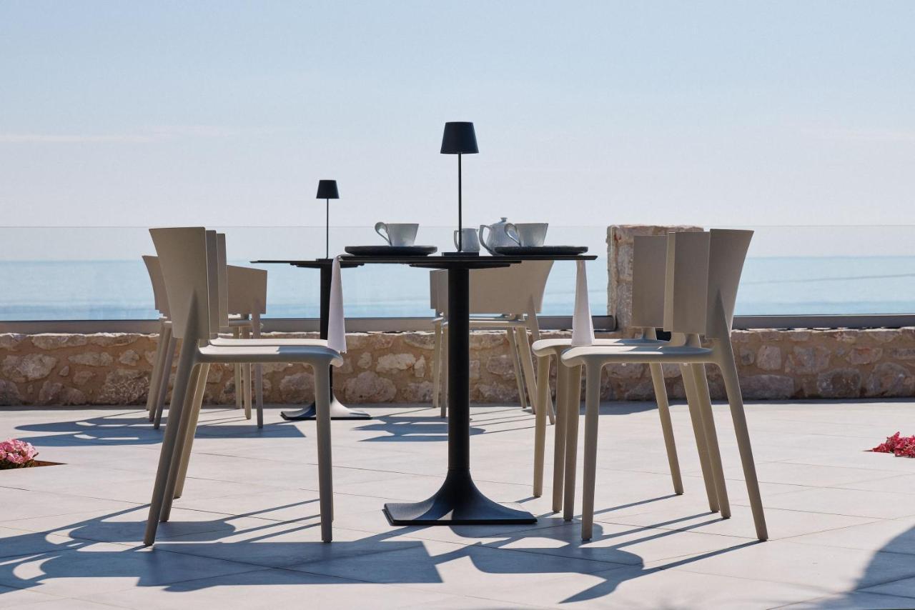 Quattro Suites Monemvasia Ngoại thất bức ảnh